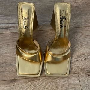 Gold chunky heels